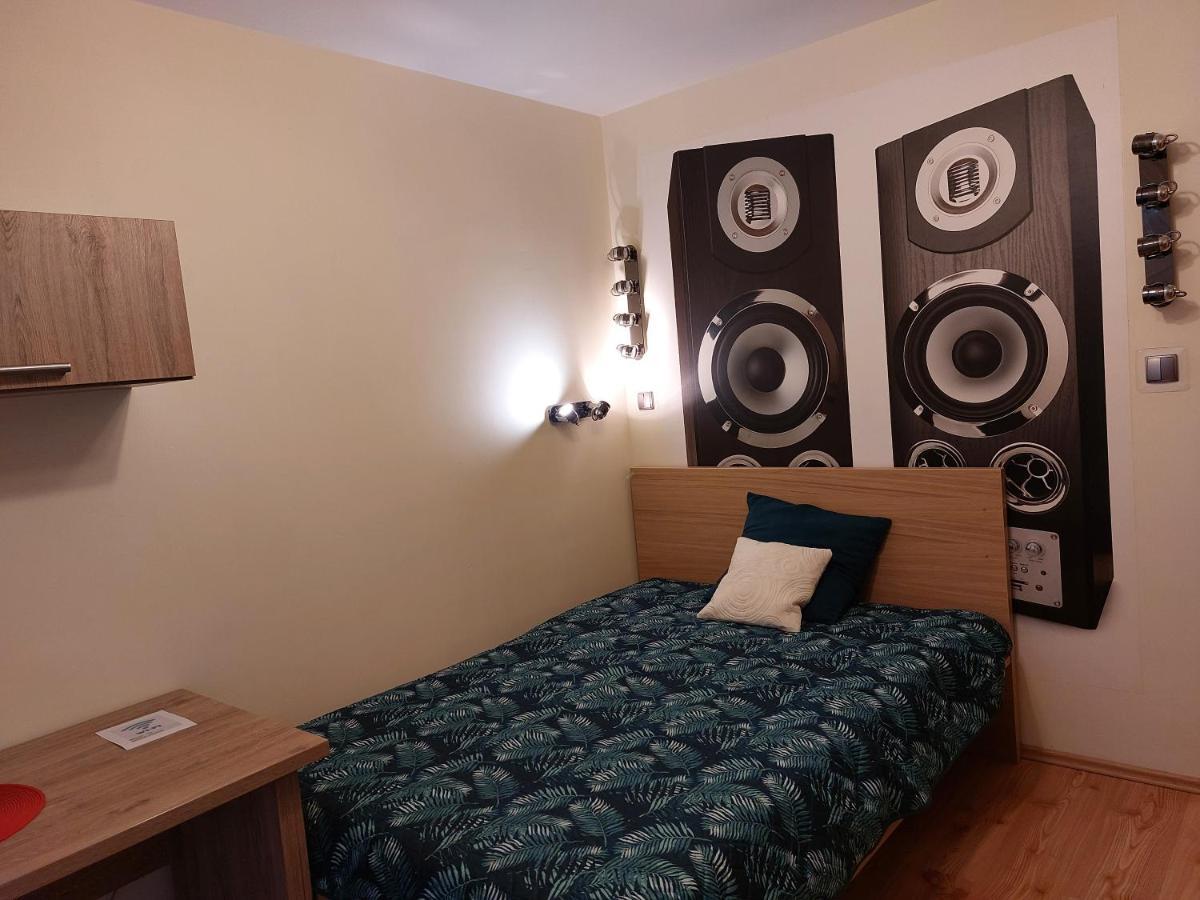 Apartment Przytulne Miejsce Do Odpoczynku I Pracy. *